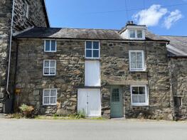 Bragdy, Meyrick Street, Dolgellau LL40 1LS