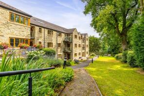 Apartment 32, 163 Holme Valley Court, Huddersfield Road, Thongsbridge, Holmfirth HD9 3TQ