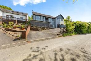 Bron Y Maen, C2081 From Bancyfelin To Llanybri, Llangynog, Carmarthen SA33 5BT