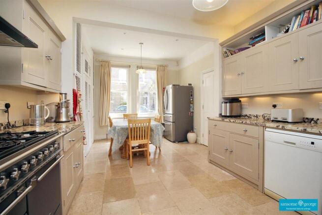 Kitchen/Breakfast Room