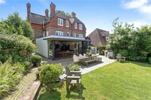 The Old Vicarage East, High Street, Buxted TN22 4JZ