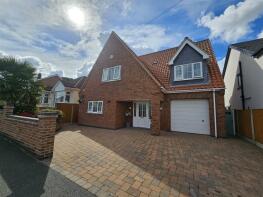 The Gables, Central Avenue, Walesby NG22 9NR
