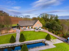 Hill View Stables, Hill Lane, Tarporley CW6 9TW