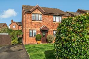 16, Avranches Avenue, Crediton EX17 2HB