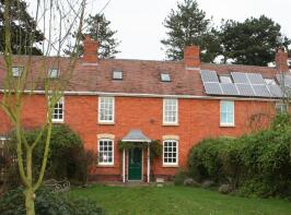 2, Hatfield Cottages, Hatfield Lane, Norton, Worcester WR5 2PY