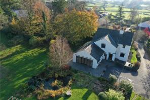 Redwood House, Crosthwaite, Kendal LA8 8HX