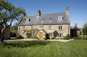 1 The Old Bakery, School Lane, Towcester NN12 8SG