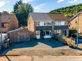 36, Meadow Vale, Dursley GL11 6HJ
