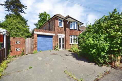 Pine Grove, Penenden Heath, MAIDSTONE, Kent, ME14
