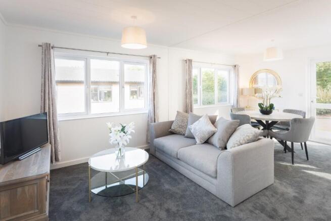 Living room-diner