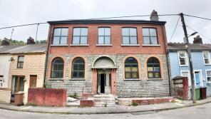 19, Station Terrace, New Tredegar NP24 6JS