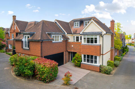 Romans Close, Guildford, Surrey, GU1