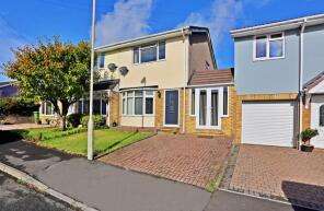 9, St Andrews Road, Penycoedcae, Pontypridd CF37 1XF