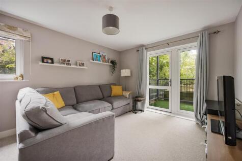 Shingly Place, Chingford