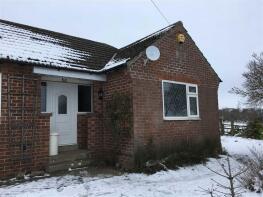 Langlands Bungalow, Hornby Village Streets, Bedale DL8 1NG