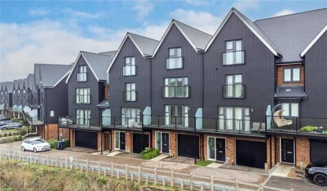 Stratford Way, Northfleet, Kent, DA11