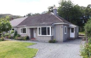 1, Achbeg Crescent, Auchmore - Fernaig, Achmore, Strome Ferry IV53 8UG
