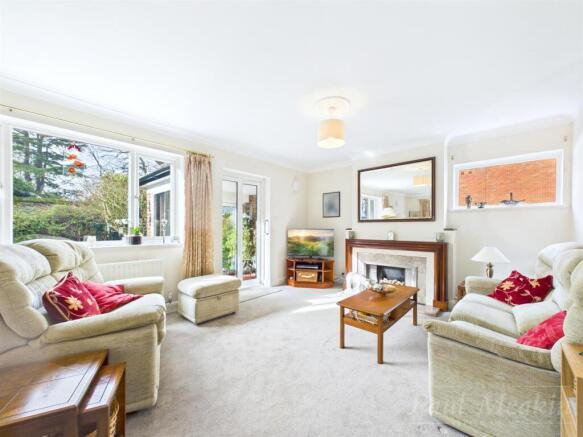 Living/ DIning Room