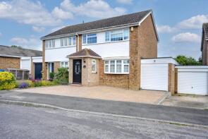 32, The Brucks, Wateringbury, Maidstone ME18 5PX