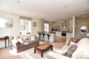 2, Belle Vue Flats, Well House Farm To Kalashandy Warehouse, Harrogate HG3 4BZ