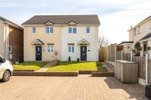 3c Hazel Cottage, Eastdown Park, Bideford EX39 6AQ