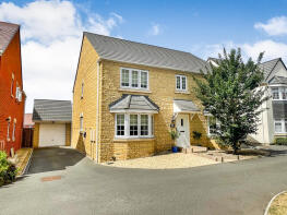 45, Cozens Grove, Shrivenham, Swindon SN6 8FS