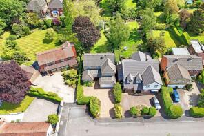 12, Green Way, Harrogate HG2 9LR