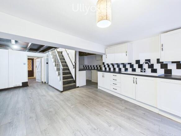 Dining Kitchen 