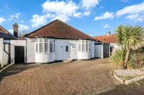 6, Pams Way, Epsom KT19 0HA