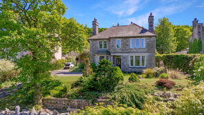 Highlands, High Knott Road, Carnforth LA5 0AW