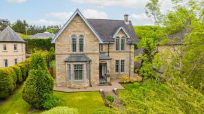 13 The Old Clubhouse, Old Dullatur Road, Dullatur, Glasgow G68 0AR