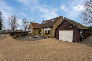 43b, Cassiobury Park Avenue, Watford WD18 7LD