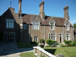 4, The Courtyard, Road To Clyffe House, Dorchester DT2 8QR