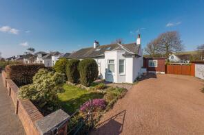 Gordonstown, Neilston Road, Uplawmoor G78 4AG