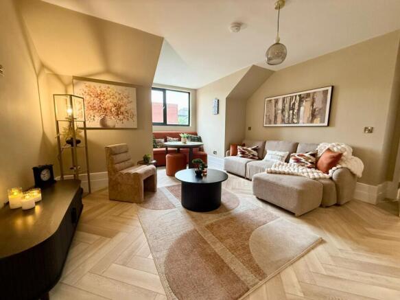 Luxury Two-Bedroom Fully Furnished Apartment with