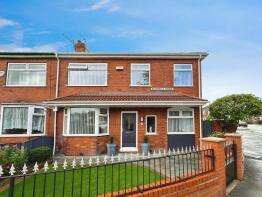 2, Silverdale Avenue, Little Hulton, Worsley M38 9QJ