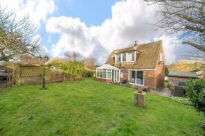 21, Tolsford Close, Folkestone CT18 8BU