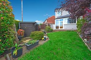 31, Wesley Terrace, Bramley, Leeds LS13 2EW