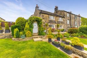 30, Paris Road, Scholes, Holmfirth HD9 1UA