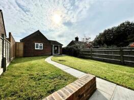 1, Fullers Cottages, Woods Corner, Heathfield TN21 9LW