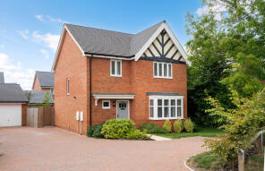 335, Alcester Road, Stratford-upon-avon CV37 9JJ