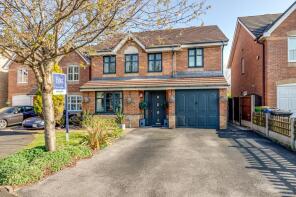 28, Stuart Close, Wigan WN2 5BZ
