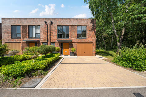 Barnes Wallis Way, St. Albans, AL2