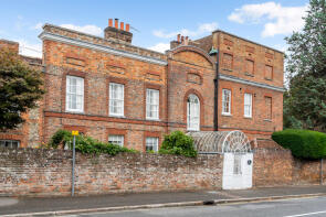 4, Elmhurst, High Street, Great Missenden HP16 9AA