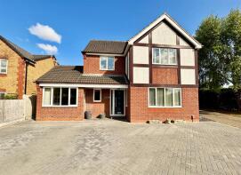 29, Birchwood Close, Muxton, Telford TF2 8SG