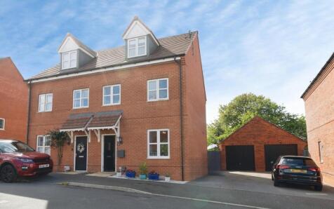 Millenium Drive, Amesbury, Salisbury