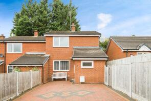 30, Highfields, Chirk, Wrexham LL14 5NU