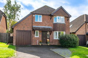 2, Two Gate Meadow, Basingstoke RG25 3TG