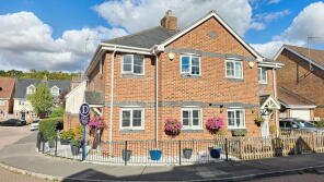19, Stretcher Drive, Hermitage, Thatcham RG18 9WQ