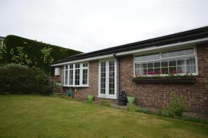 40, Mayfair Avenue, Sowood, Halifax HX4 9JH